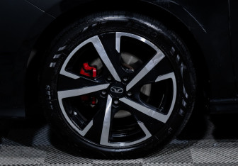 Подержанный автомобиль Kaiyi E5 2023 года (15 фото)