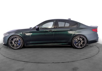 Подержанный автомобиль BMW M5 Sedan 2019 года (8 фото)