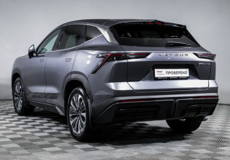 Подержанный автомобиль Jetour Dashing 2023 года (7 фото)