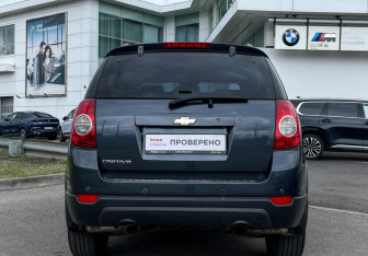 Подержанный автомобиль Chevrolet Captiva 2008 года (6 фото)