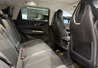 Новый Hongqi HS3 2025 (11 фото)