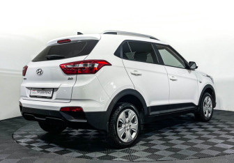 Подержанный автомобиль Hyundai Creta 2021 года (5 фото)