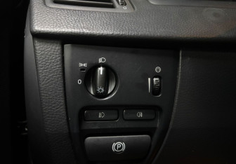 Подержанный автомобиль Volvo XC90 2007 года (18 фото)