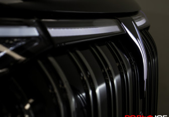 Подержанный автомобиль Voyah Dream 2023 года (32 фото)