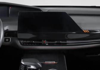 Подержанный автомобиль Changan UNI-K 2022 года (13 фото)