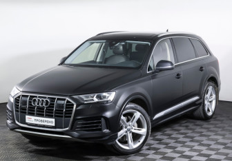 Подержанный автомобиль Audi Q7 2019 года (27 фото)