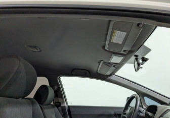 Подержанный автомобиль Honda Civic Sedan 2010 года (10 фото)