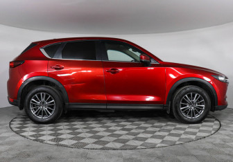 Подержанный автомобиль Mazda CX-5 2018 года (4 фото)