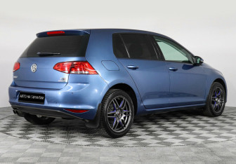 Подержанный автомобиль Volkswagen Golf Hatchback 2014 года (3 фото)