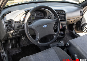 Подержанный автомобиль LADA (ВАЗ) 2112 2007 года (15 фото)