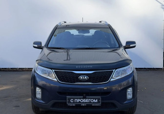 Подержанный автомобиль Kia Sorento 2014 года (2 фото)