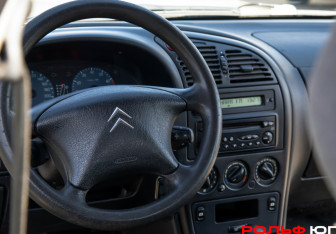 Подержанный автомобиль Citroen Xsara Hatchback 2002 года (11 фото)