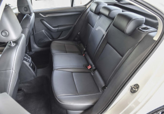 Новый Skoda Octavia Liftback 2025 (9 фото)