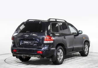 Подержанный автомобиль Hyundai Santa Fe 2010 года (5 фото)