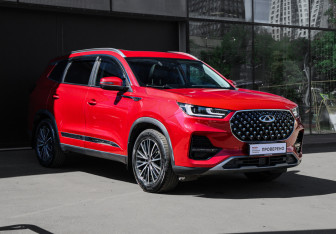 Подержанный автомобиль Chery Tiggo 8 Pro 2022 года (3 фото)