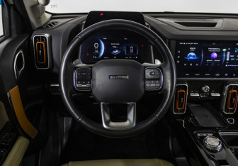 Подержанный автомобиль Haval Dargo 2022 года (10 фото)