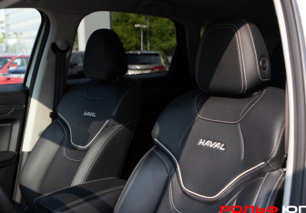 Подержанный автомобиль Haval Jolion 2023 года (16 фото)