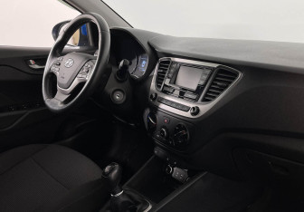 Подержанный автомобиль Hyundai Solaris Sedan 2018 года (5 фото)