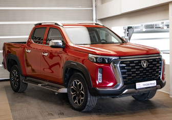 Подержанный автомобиль Changan Hunter Plus 2023 года (3 фото)