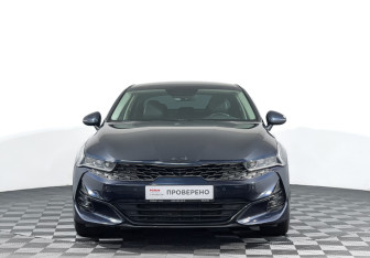 Подержанный автомобиль Kia K5 2020 года (2 фото)