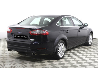 Подержанный автомобиль Ford Mondeo Sedan 2013 года (3 фото)