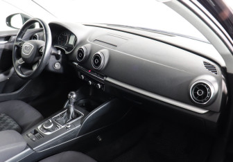 Подержанный автомобиль Audi A3 Hatchback 2014 года (8 фото)
