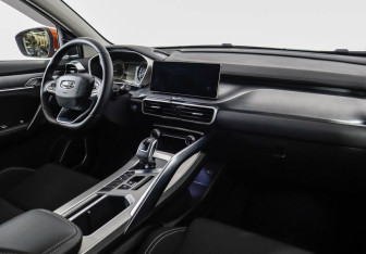 Подержанный автомобиль Geely Coolray 2020 года (5 фото)