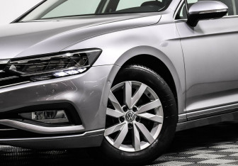 Подержанный автомобиль Volkswagen Passat Wagon 2019 года (7 фото)