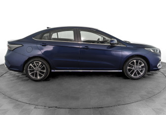 Новый Omoda S5 2023 (4 фото)