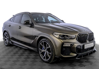Подержанный автомобиль BMW X6 2020 года (3 фото)