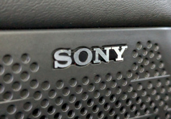 Подержанный автомобиль Changan UNI-V 2023 года (27 фото)