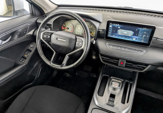 Подержанный автомобиль Haval Jolion 2022 года (29 фото)