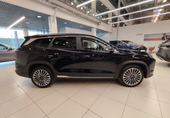 Новый Soueast S09 2024 (4 фото)