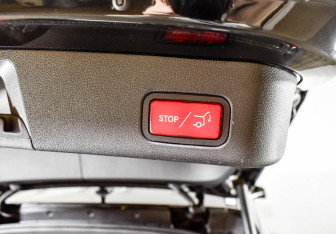 Подержанный автомобиль Mercedes-Benz GLE 2015 года (13 фото)