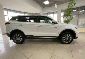 Подержанный автомобиль Geely Atlas Pro 2023 года (4 фото)