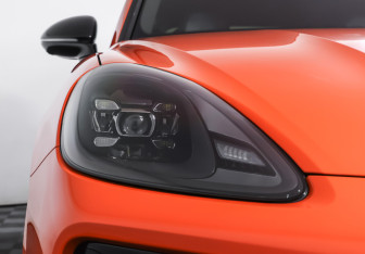 Подержанный автомобиль Porsche Cayenne 2020 года (29 фото)