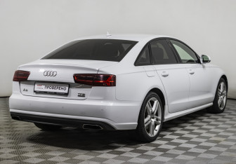 Подержанный автомобиль Audi A6 Sedan 2016 года (5 фото)
