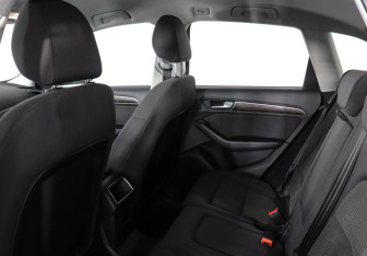 Подержанный автомобиль Audi Q5 2014 года (12 фото)
