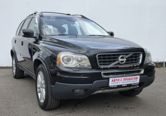 Подержанный автомобиль Volvo XC90 2011 года (3 фото)