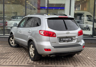 Подержанный автомобиль Hyundai Santa Fe 2006 года (6 фото)