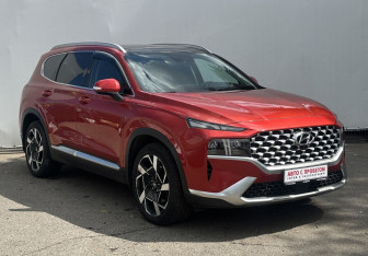 Подержанный автомобиль Hyundai Santa Fe 2021 года (3 фото)