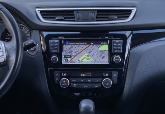 Подержанный автомобиль Nissan Qashqai 2018 года (12 фото)