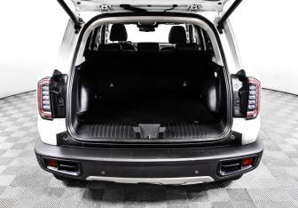 Подержанный автомобиль Haval Dargo 2024 года (15 фото)