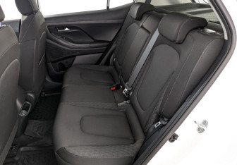 Подержанный автомобиль Hyundai Creta 2021 года (18 фото)