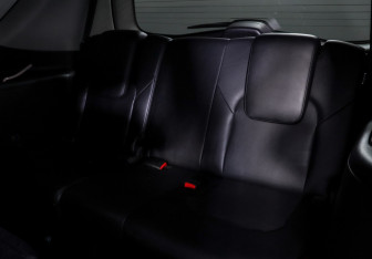 Подержанный автомобиль Infiniti QX56 2013 года (11 фото)