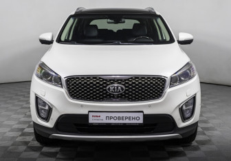 Подержанный автомобиль Kia Sorento 2017 года (2 фото)