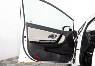 Подержанный автомобиль Kia Ceed Wagon 2018 года (19 фото)