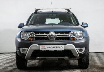 Подержанный автомобиль Renault Duster 2015 года (2 фото)