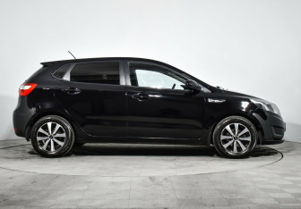 Подержанный автомобиль Kia Rio Hatchback 2014 года (4 фото)