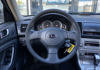 Подержанный автомобиль Subaru Outback Wagon 2006 года (16 фото)